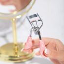 Eyelash Curler - Professionally Crafted Lash Curler for All Eye Shapes - Makeup tool for Long-Lasting Curl - Wide Opening for Every Lash Lift & Defines, Easy to Use with Comfort Grip -1pc